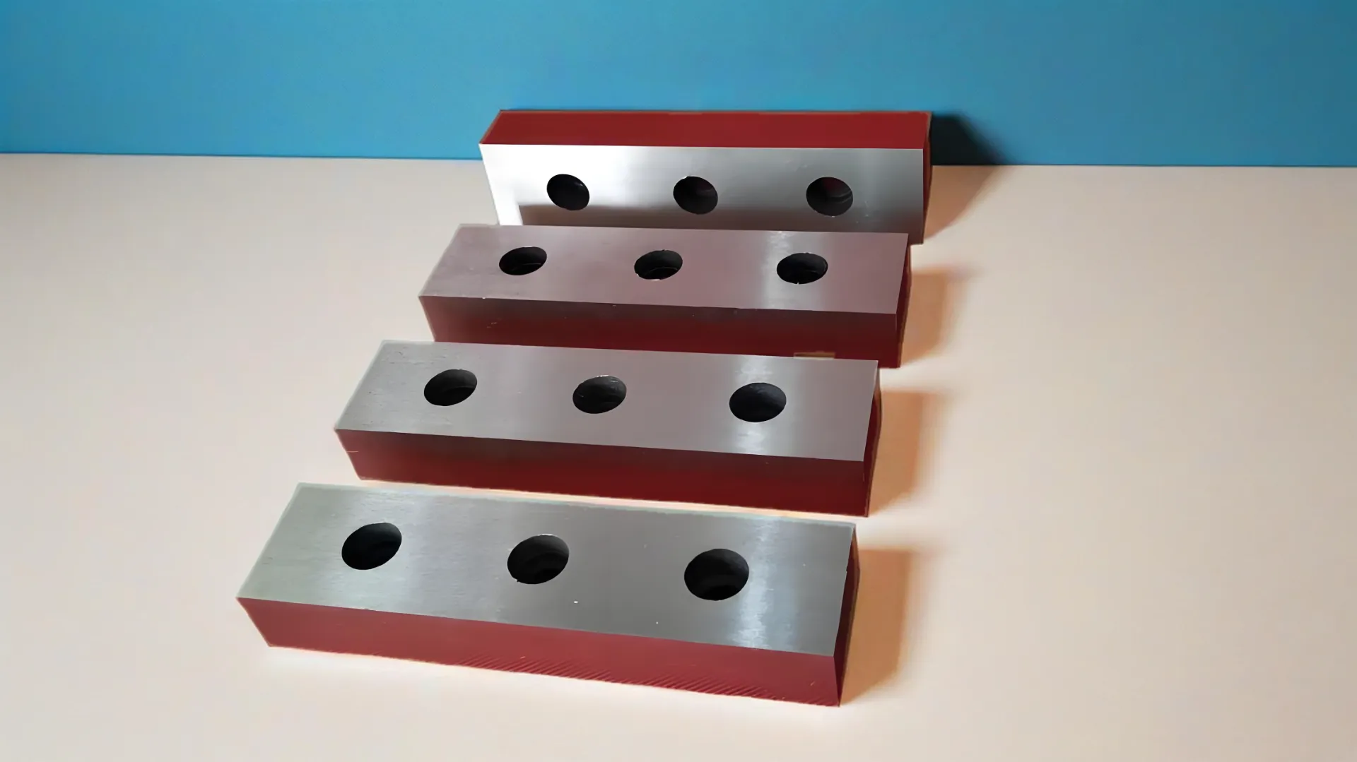 Application Of Metal Cutting Tools In The Field Of Wood Crushing And Recycling