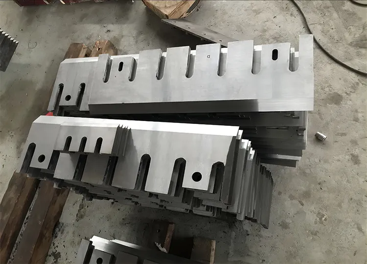 Application Of Metal Cutting Tools In The Field Of Wood Crushing And Recycling